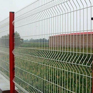 Забор из металлической 3D сетки